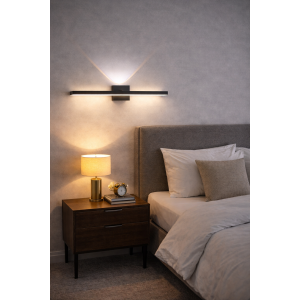 LED бра C24/600 BK — видовжене настінне бра у чорному металевому корпусі, 600 мм
