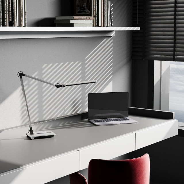 Лампа настільна світлодіодна Sirius BL-1121 brushed silver